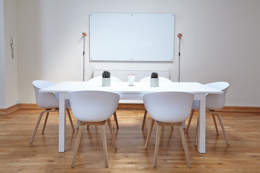 https://dlaignite.com/wp-content/uploads/2017/11/chairs-2181977_1280.jpg