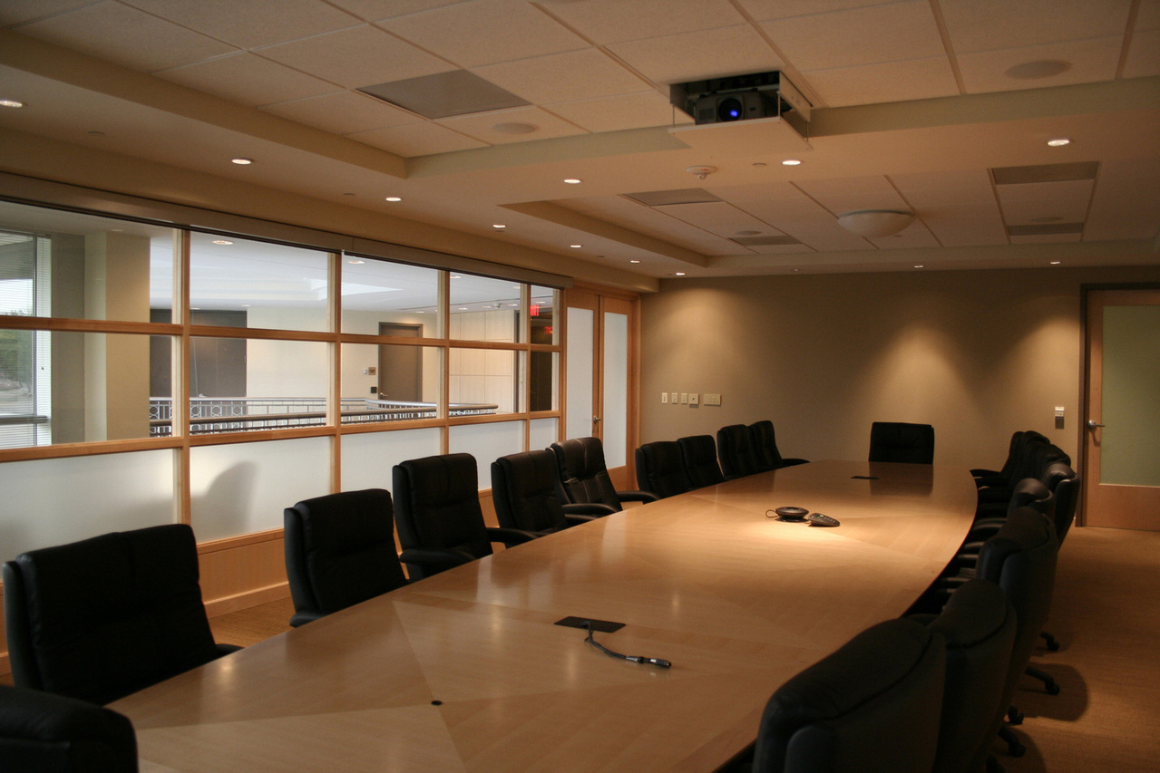 https://dlaignite.com/wp-content/uploads/2017/11/executive-boardroom-1546971-1279x852-1.jpg
