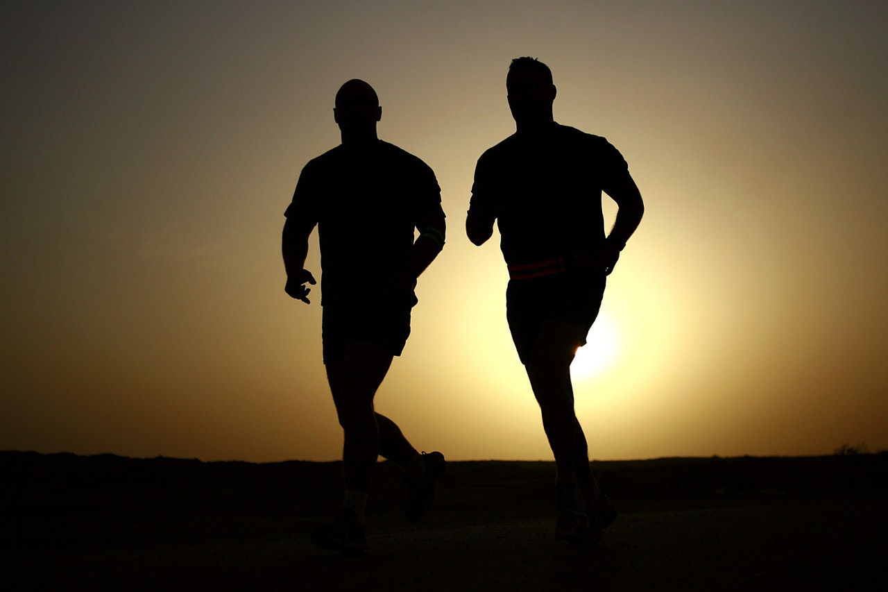 https://dlaignite.com/wp-content/uploads/2018/01/runners-silhouettes-athletes-fitness-39308.jpeg