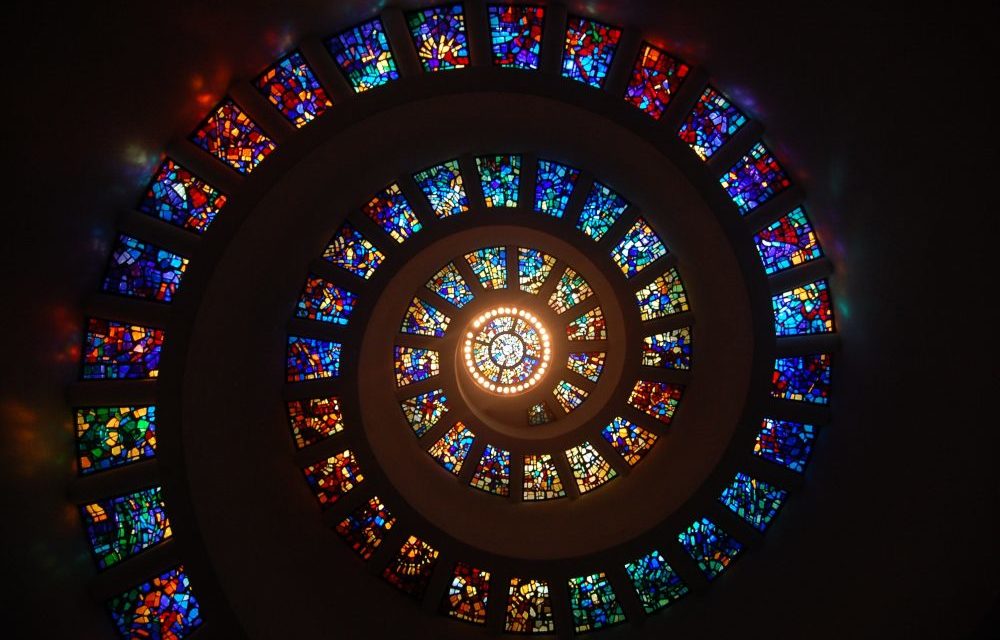 https://dlaignite.com/wp-content/uploads/2018/05/architecture-art-colorful-161154-e1526219863878-1000x640.jpg