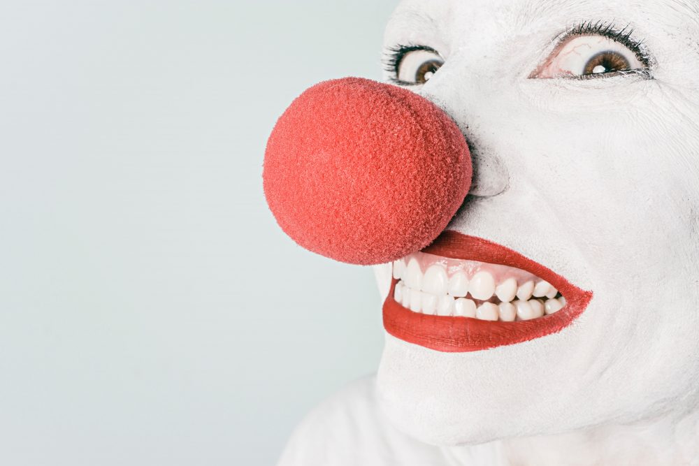 https://dlaignite.com/wp-content/uploads/2019/06/artist-circus-clown-476-e1559743424983.jpg