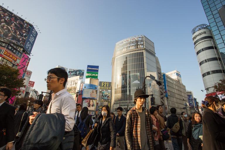 https://dlaignite.com/wp-content/uploads/2019/07/downtown_busy_crowded_people.jpg